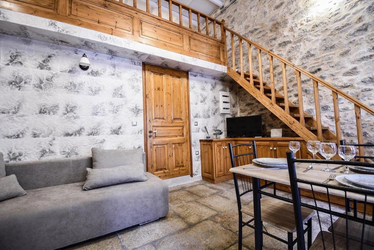 Apartment Stone Living